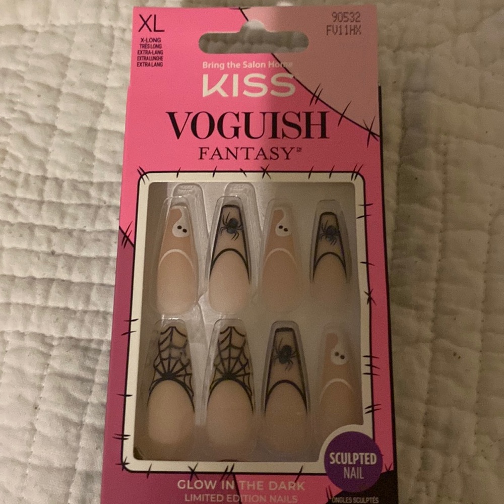 Halloween press on nails